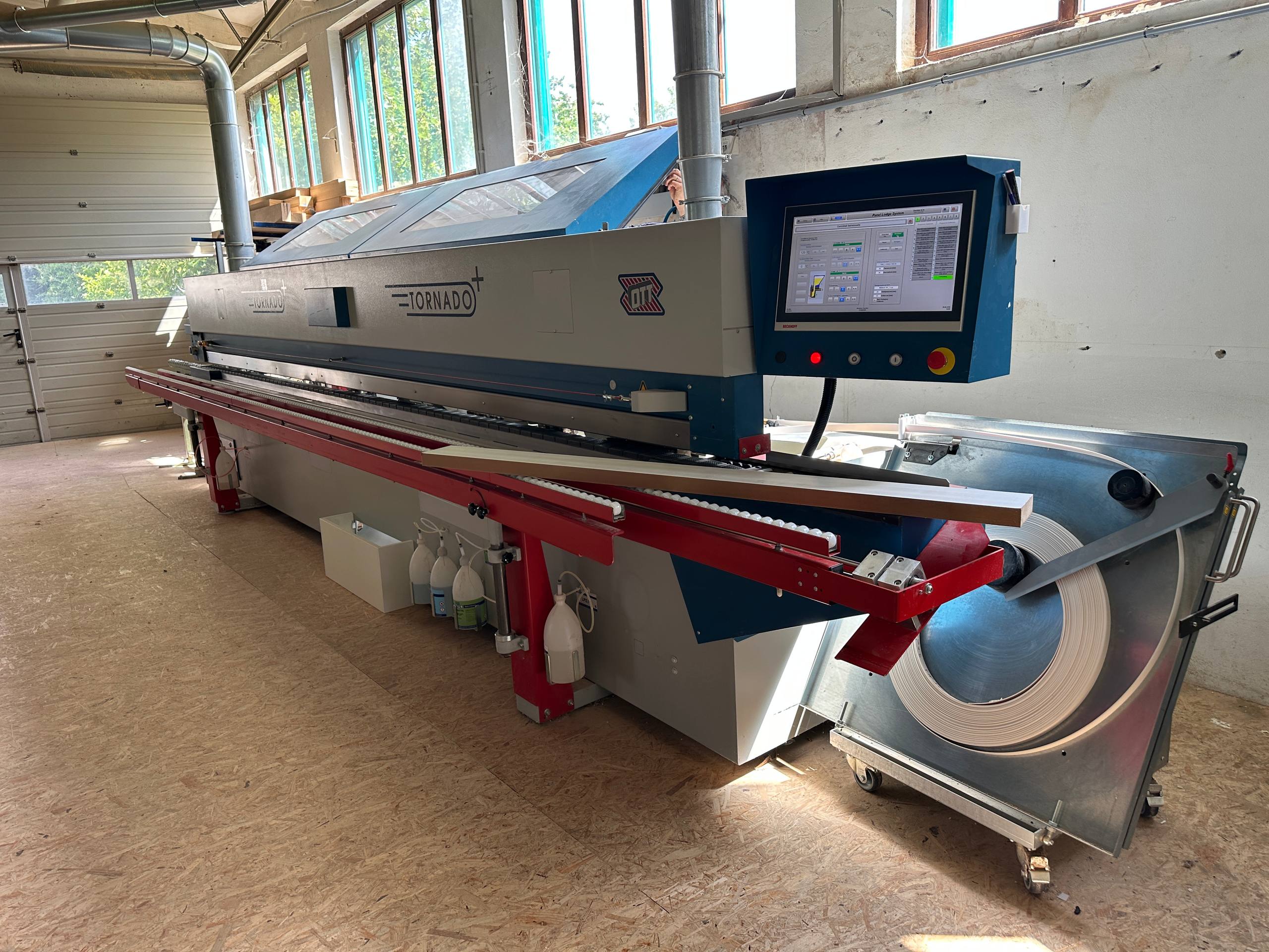 OTT Tornado+ Kantenanleimmaschine
